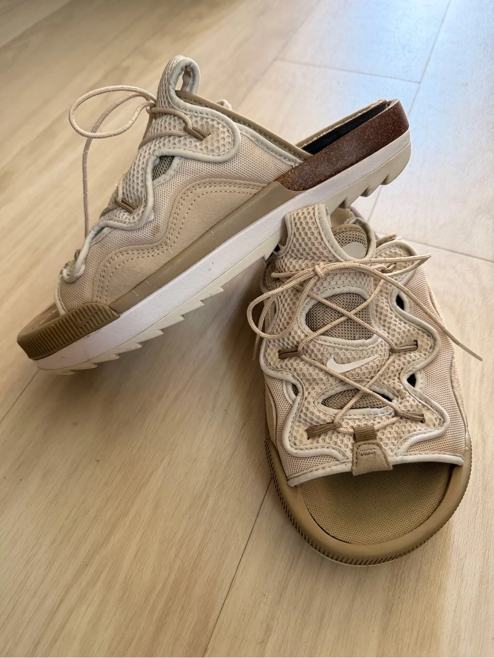 Nike Offline 2.0 Beige Slides Sandals